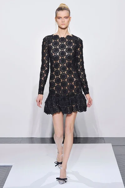Look 14